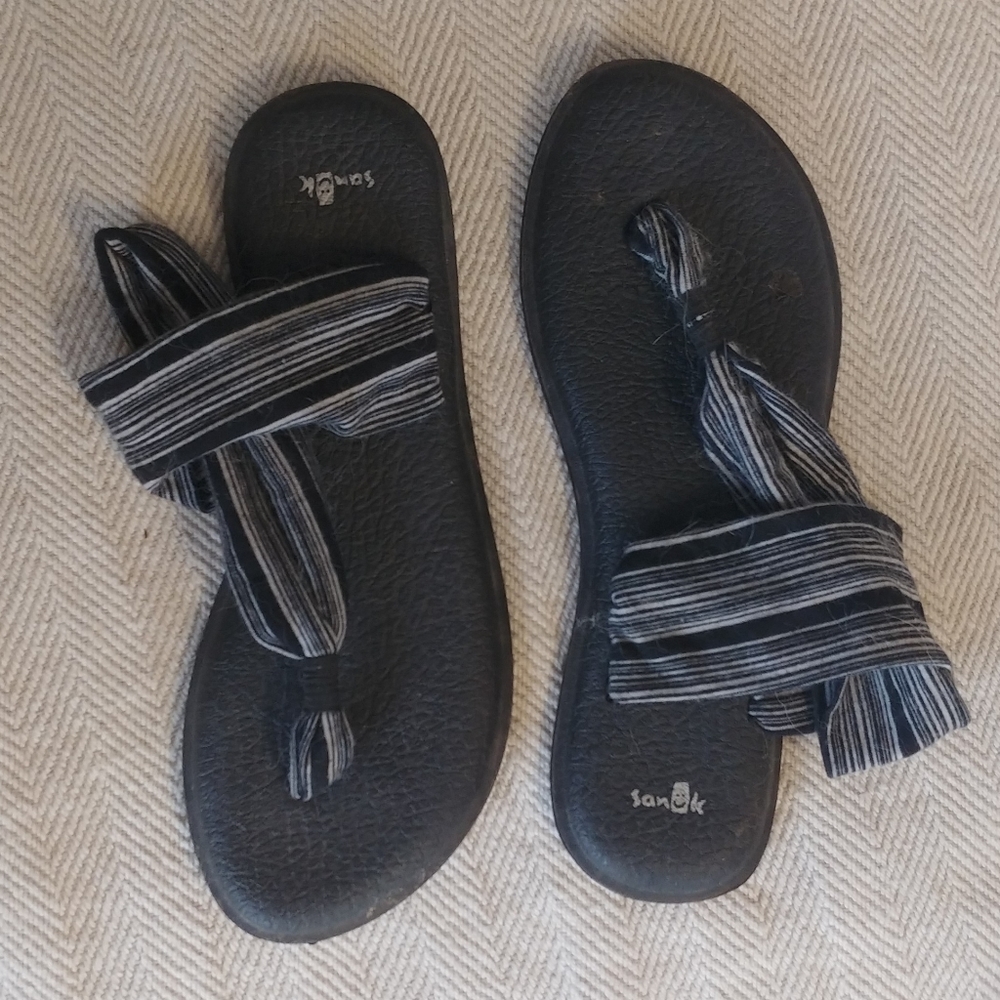 Sanuk sandal flip flops yoga sling 2